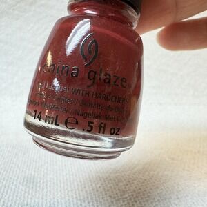 China glaze 599 ONE MORE MERLOT 70899 red nail polish